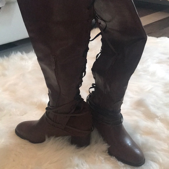 ❤️NEW LACE UP BOOTS❤️ - Picture 5 of 6